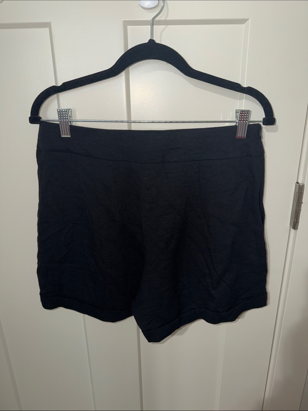 New HALARA Black High-Waist Knit Shorts side zip with pockets